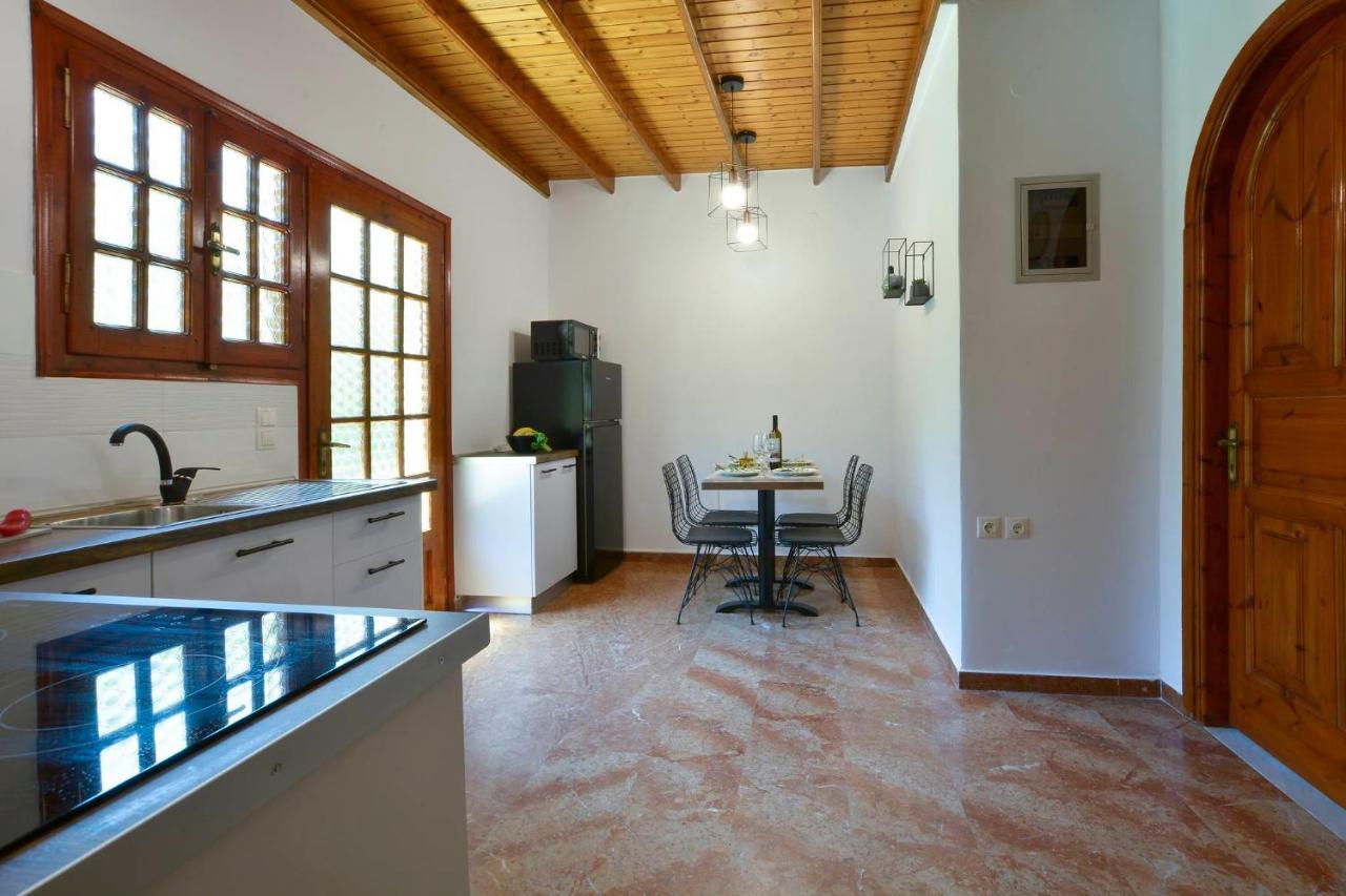 Alamanos House Mesongí エクステリア 写真